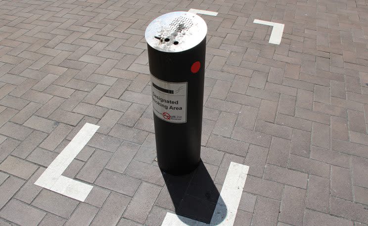 A designated smoking area at Cuppage Terrace. (Photo: Gabriel Choo/ Yahoo Singapore)