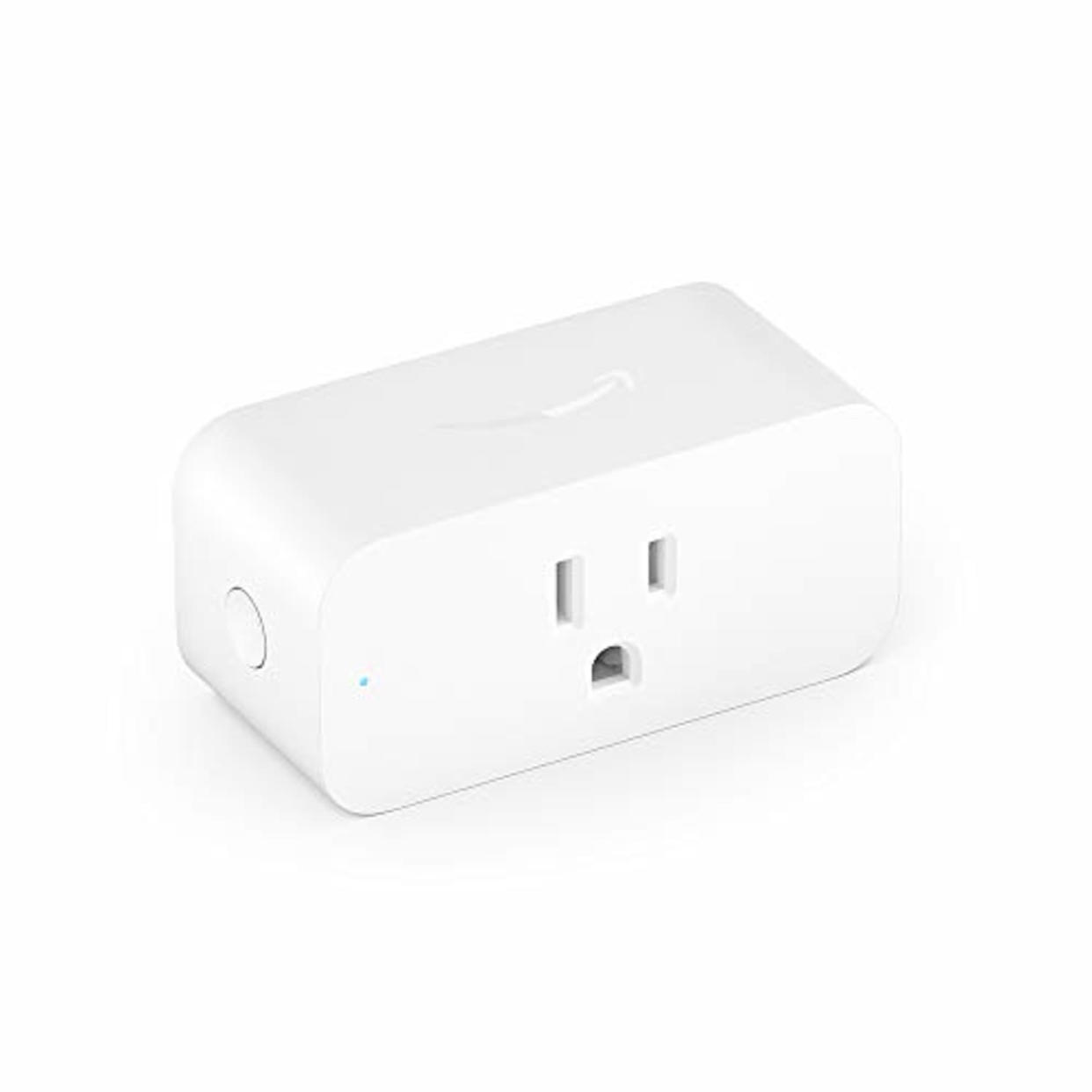 Amazon Smart Plug | Works with Alexa | control lights with voice | easy to set up and use (AMAZON)