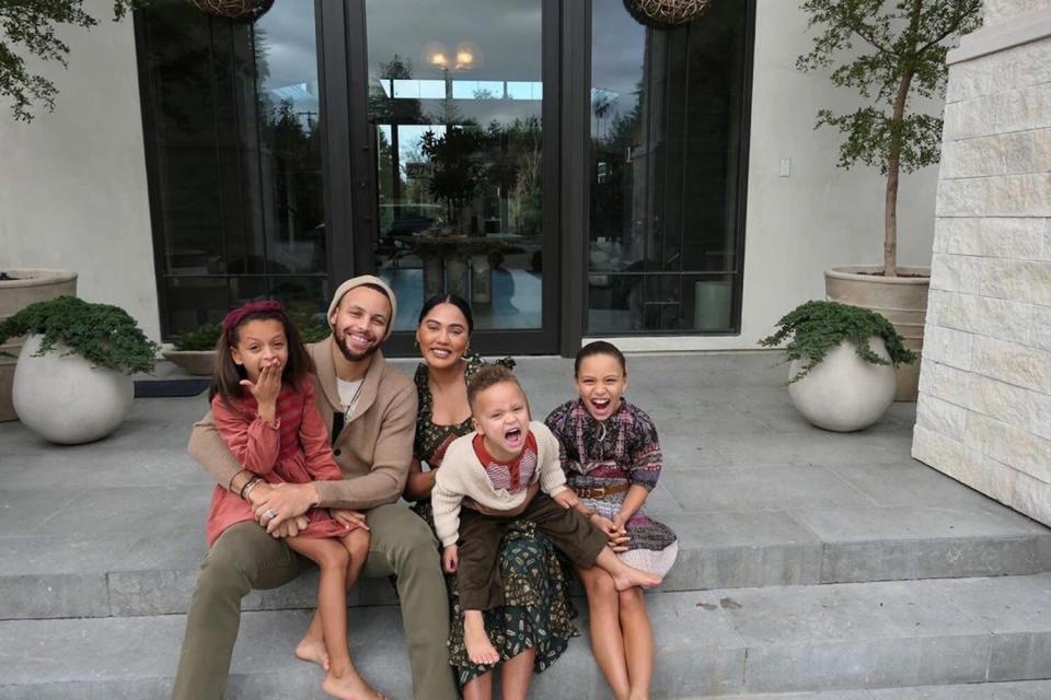 celebs at home Ayesha Curry