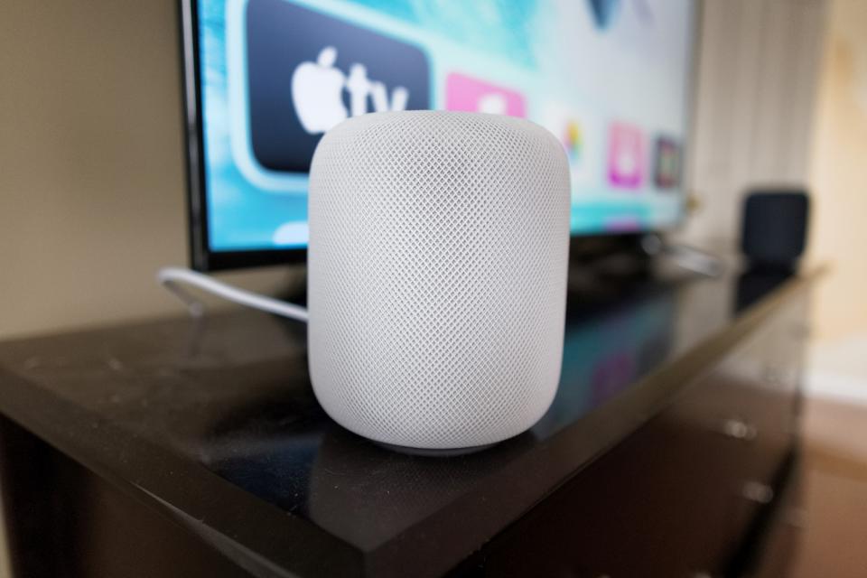 Closeup of the fabric mesh on the Apple HomePod (2nd Generation).