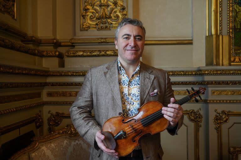 El violinista ruso Maxím Vengerov y su Stradivarius 