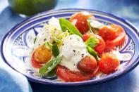 Summer is the time to eat tomatoes by the plateful! Topped with mozzarella, yoghurt and a homemade basil pesto? Yes, please! RECIPE: Mozzarella and tomato salad with basil pesto