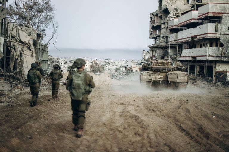 Militares y un carro de combate israelí en el interior de la Franja de Gaza
POLITICA ASIA ORIENTE PRÓXIMO ISRAEL FUERZAS ARMADAS DE ISRAEL