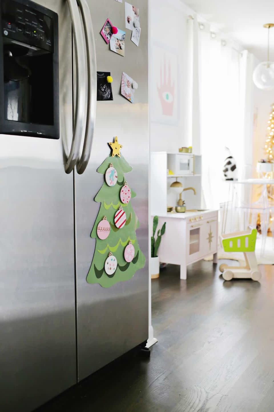 Magnetic Christmas Tree