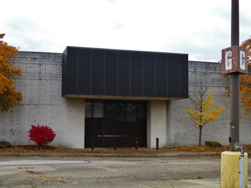 Dead Mall