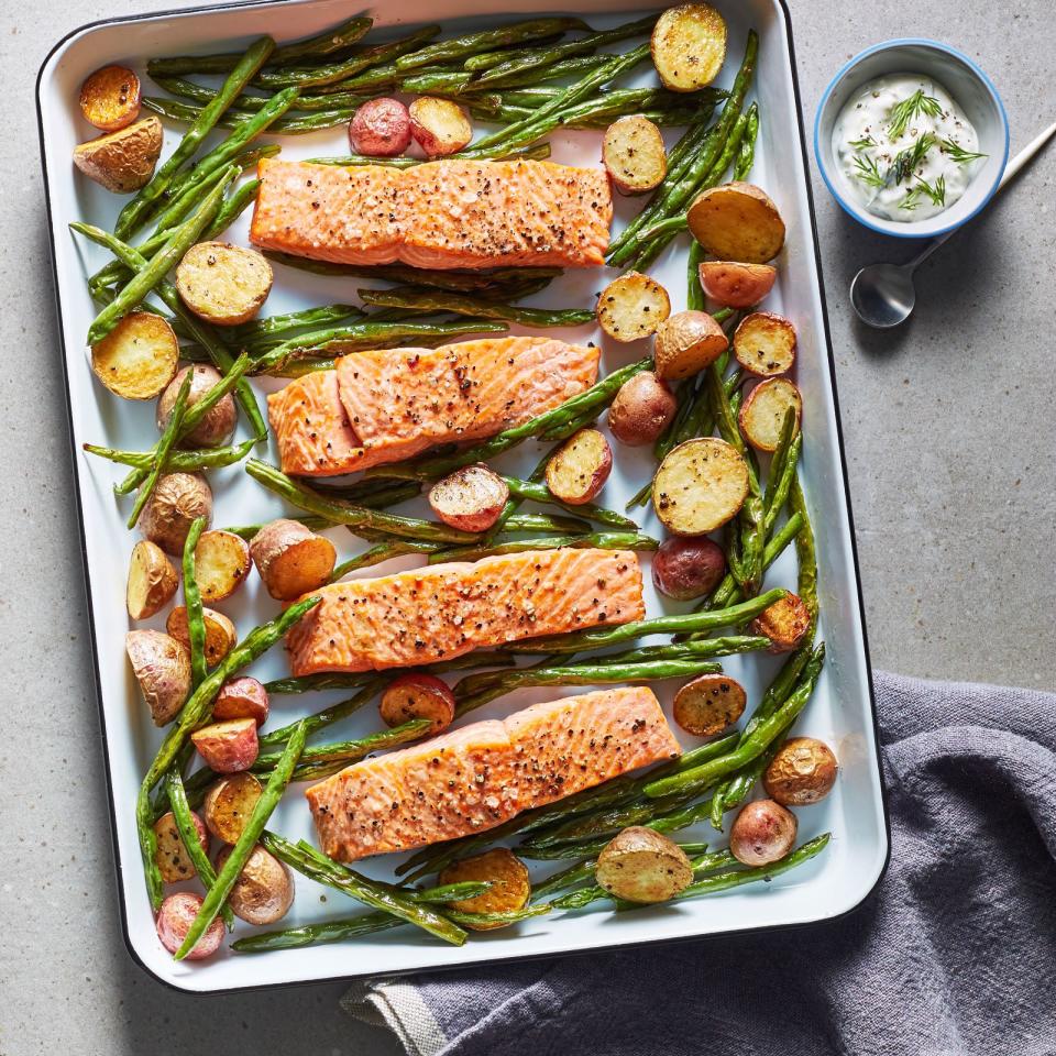 Sheet Pan Salmon, Green Beans, and Potatoes 