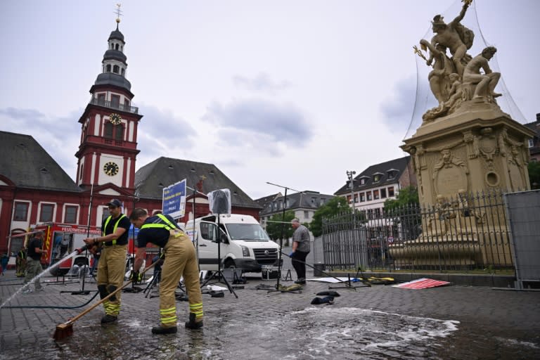 Nach der Messerattacke von Mannheim, bei der ein Polizist tödlich verletzt wurde, hat die Mannheimer Polizei "Hass und Hetze" überwiegend in den sozialen Netzwerken kritisiert. (Kirill KUDRYAVTSEV)