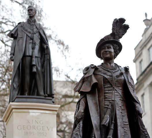 <p>Max Mumby/Indigo/Getty Images</p> The King George VI Memorial and Queen Mother Memorial in London.