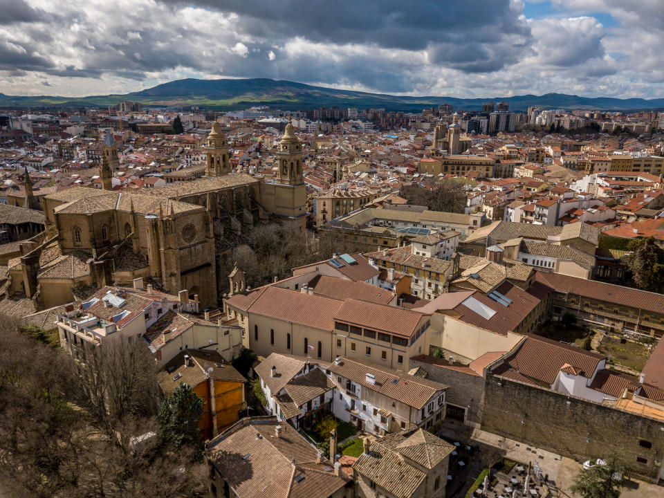 También de <strong>8,7 euros</strong> el metro cuadrado es el precio medio del alquiler en Navarra, donde durante 2020 se produjo un incremento del 2,6%. (Foto: Getty Images).