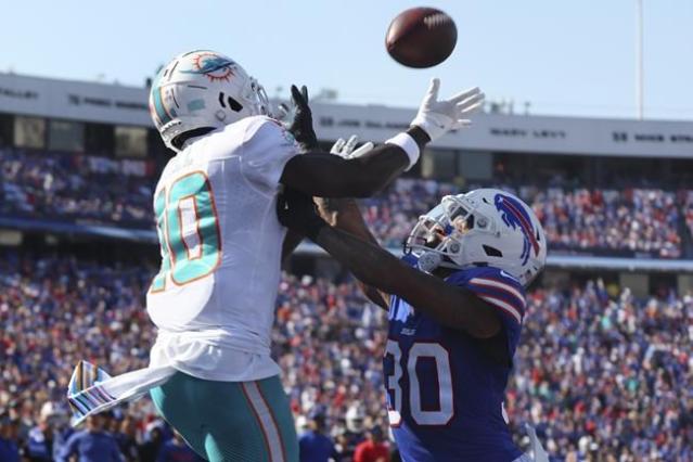 Photo Gallery: Dolphins v. Giants, Sunday, December 5, 2021