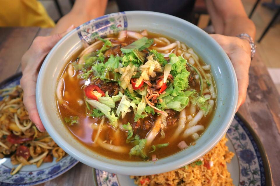 traditional penang cuisine - penang laksa