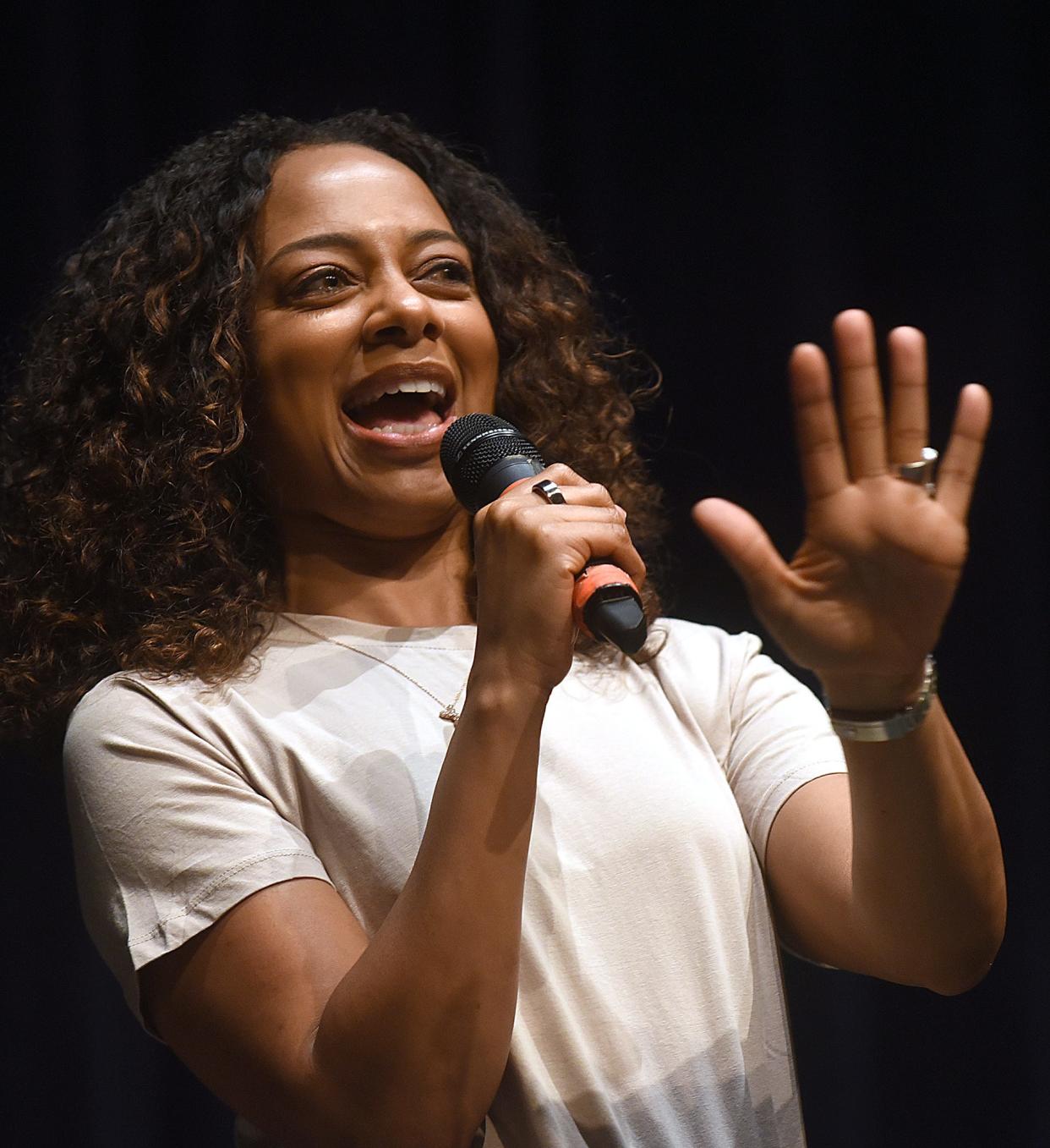 "Entertainment Tonight" host Nischelle Turner, a Rock Bridge High School and University of Missouri School of Journalism graduate, talks to a group of Rock Bridge students Thursday while visiting Columbia and helping the Columbia Public Schools Foundation celebrate its 25th anniversary.