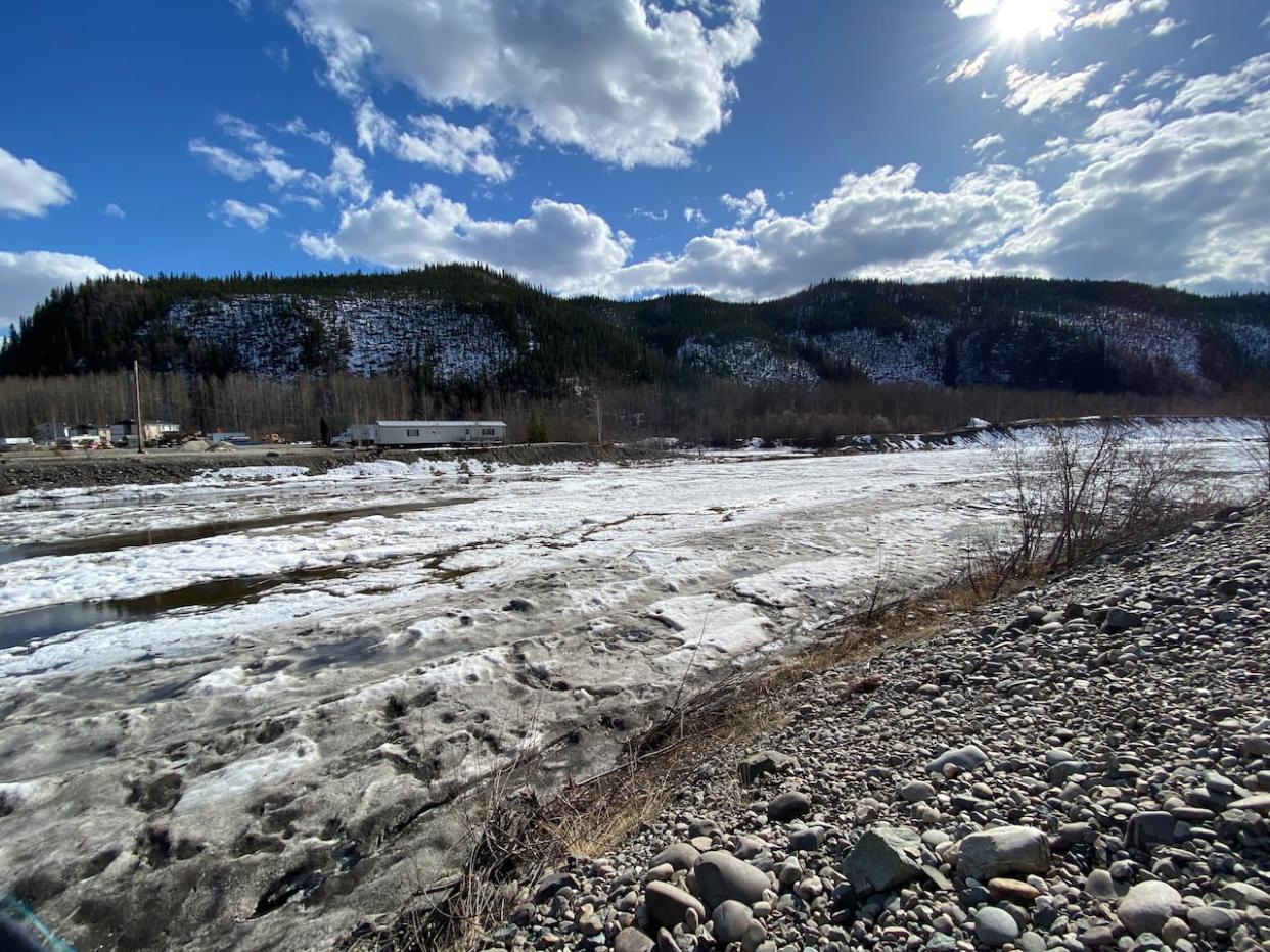 Ice on the Klondike River near Dawson City, Yukon, on Thursday afternoon. A flood watch and evacuation alert have been issued for the Klondike River valley. (Chris MacIntyre/CBC - image credit)