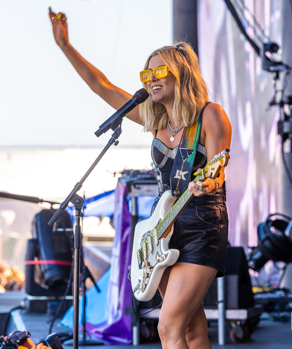 Lindsay Ell