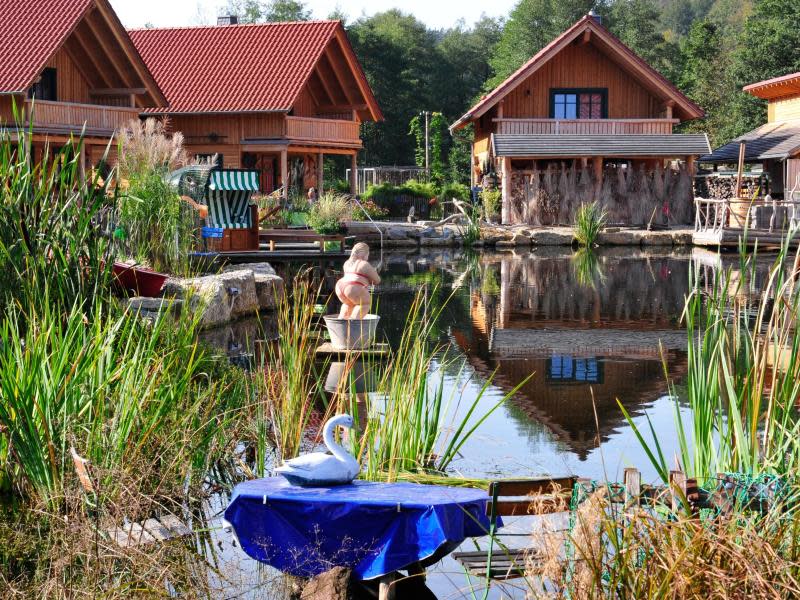 Idylle jenseits der Metropole: Familie Koch hat das Anwesen in Mühltal in eine Erlebniswelt mit SPA-Bereich verwandelt. Foto: Landgasthof Hessenmühle