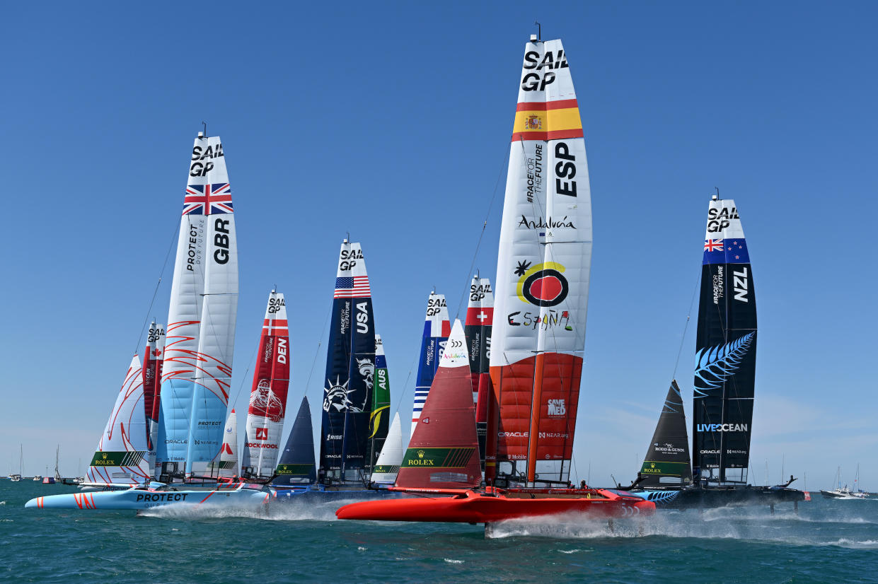 The fleet in action on Race Day 1 of the T-Mobile United States Sail Grand Prix | Chicago at Navy Pier, Lake Michigan, Season 3, in Chicago, Illinois, USA. 18th June 2022. Photo: Ricardo Pinto for SailGP. Handout image supplied by SailGP
