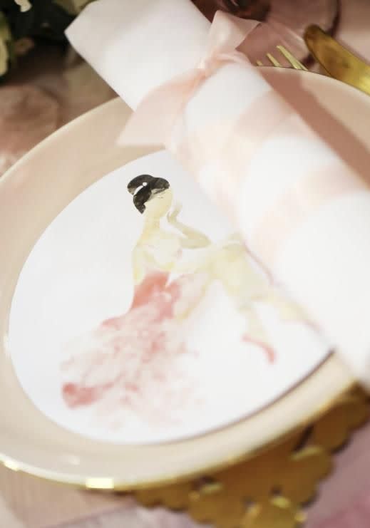 Even the place settings were fully ballet themed! Source: Instagram / Jessica Abraham Photography