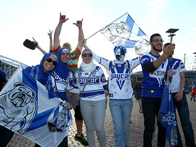 Bulldogs fans flying their flags in support