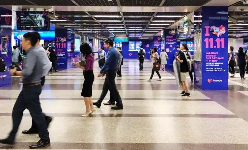 Lazada 11.11 promotion at Tanjong Pagar MRT station. (PHOTO: Lazada)