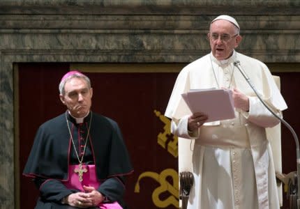 Pope Francis delivers his message to the Roman Curia on the occasion of Christmas in the Clementine Hall at the Vatican, December 21, 2017. REUTERS/ Claudio Peri/pool