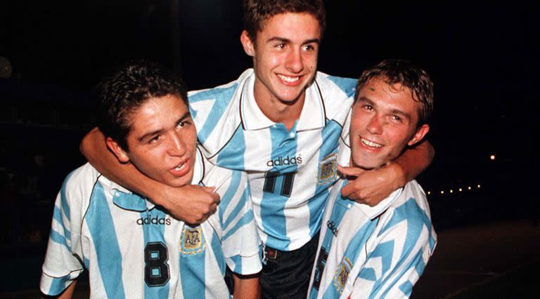 En el 97, en Chile, Riquelme festejaba junto con Pablo Aimar y Diego Marckic