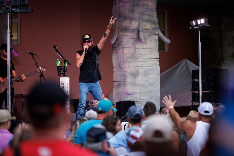 Country singer Chris Janson performs at the 2023 Island Hopper Songwriter Fest.