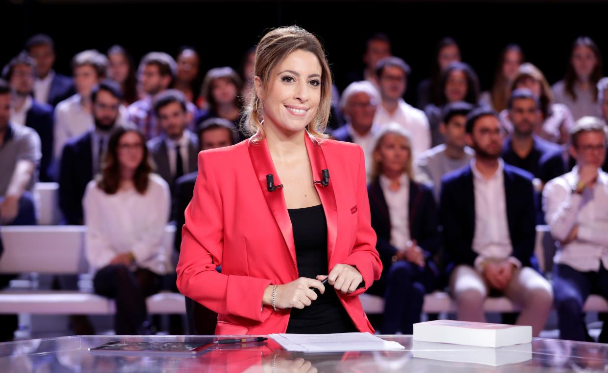 French journalist and host Léa Salamé looks on as she takes part in political programme with French Prime Minister Edouard Philippe at France 2 television station in Paris on September 28, 2017.  / AFP PHOTO / Thomas SAMSON        (Photo credit should read THOMAS SAMSON/AFP/Getty Images)