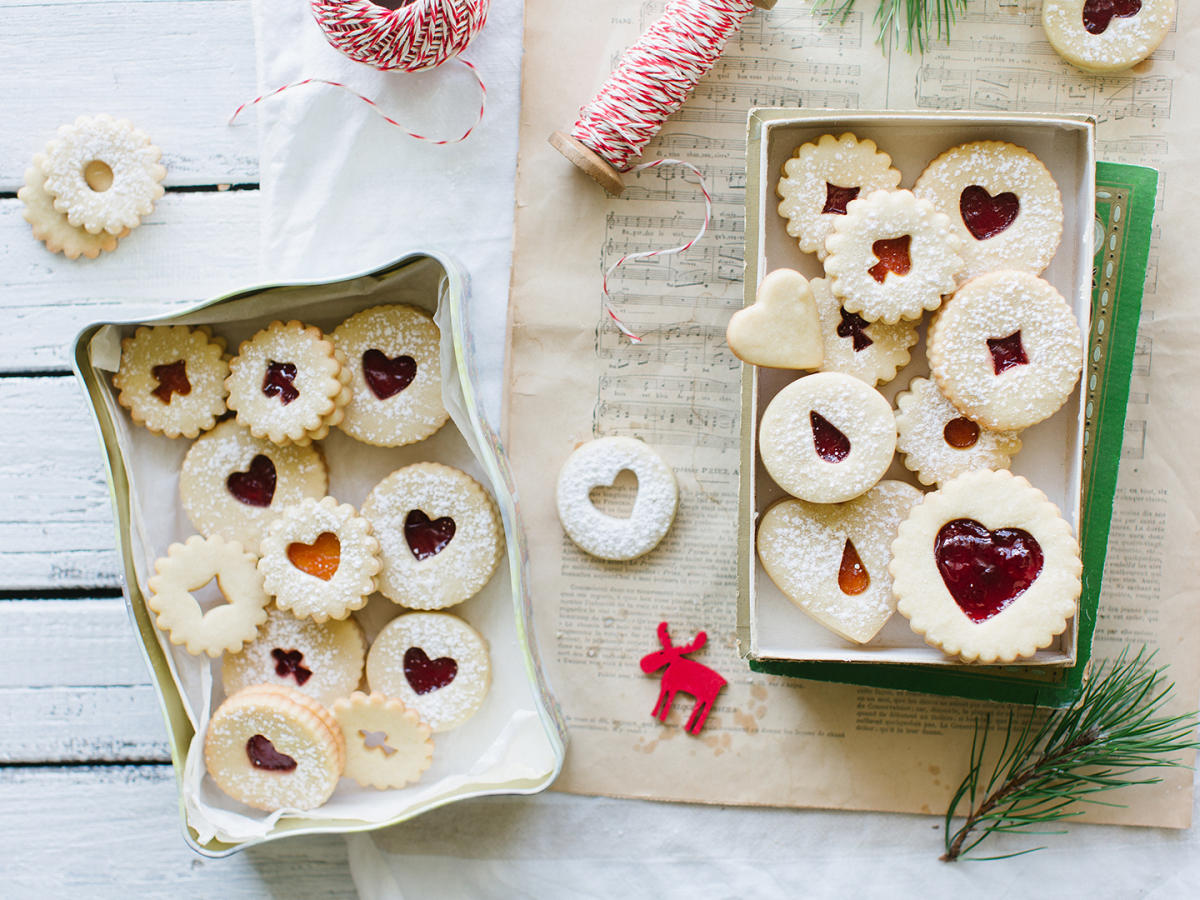 christmas sprinkle cookies - the palatable life