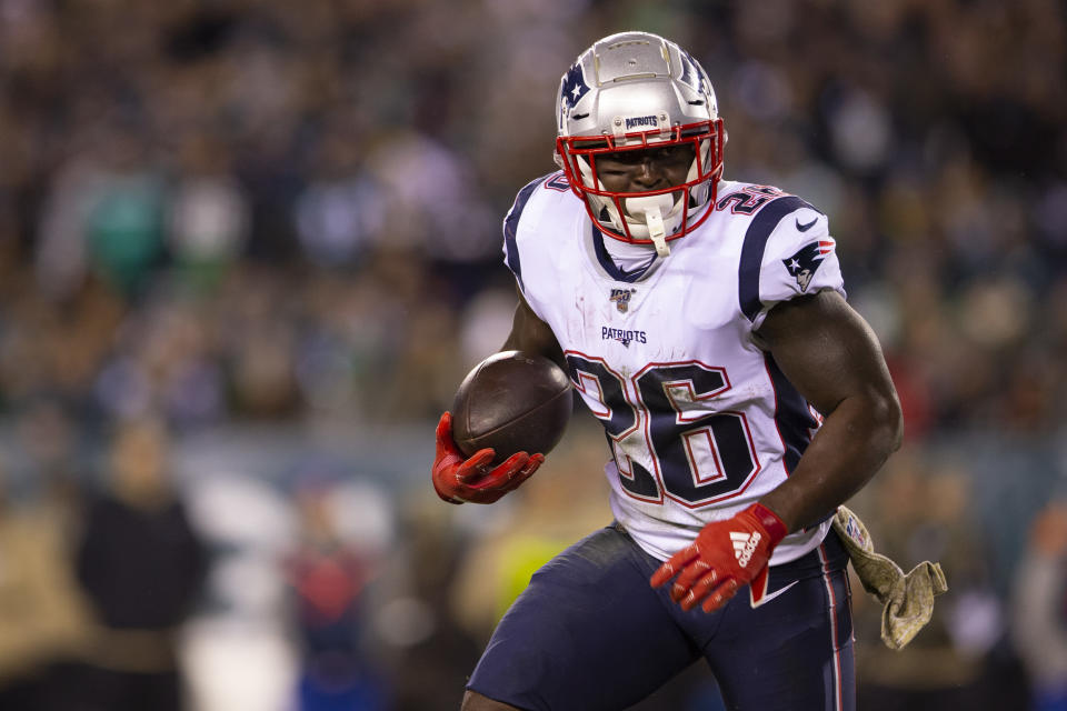 Sony Michel #26 of the New England Patriots runs the ball against the Philadelphia Eagles 