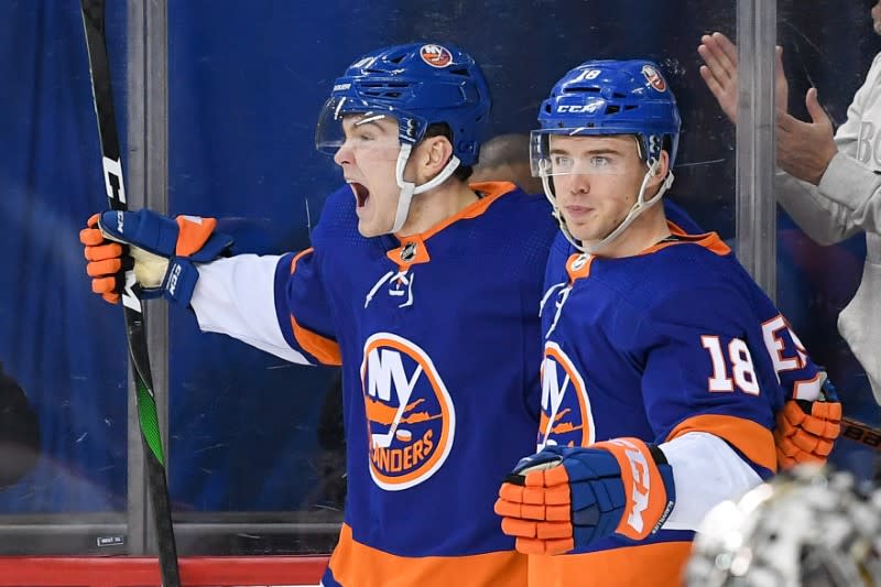 NHL: Los Angeles Kings at New York Islanders