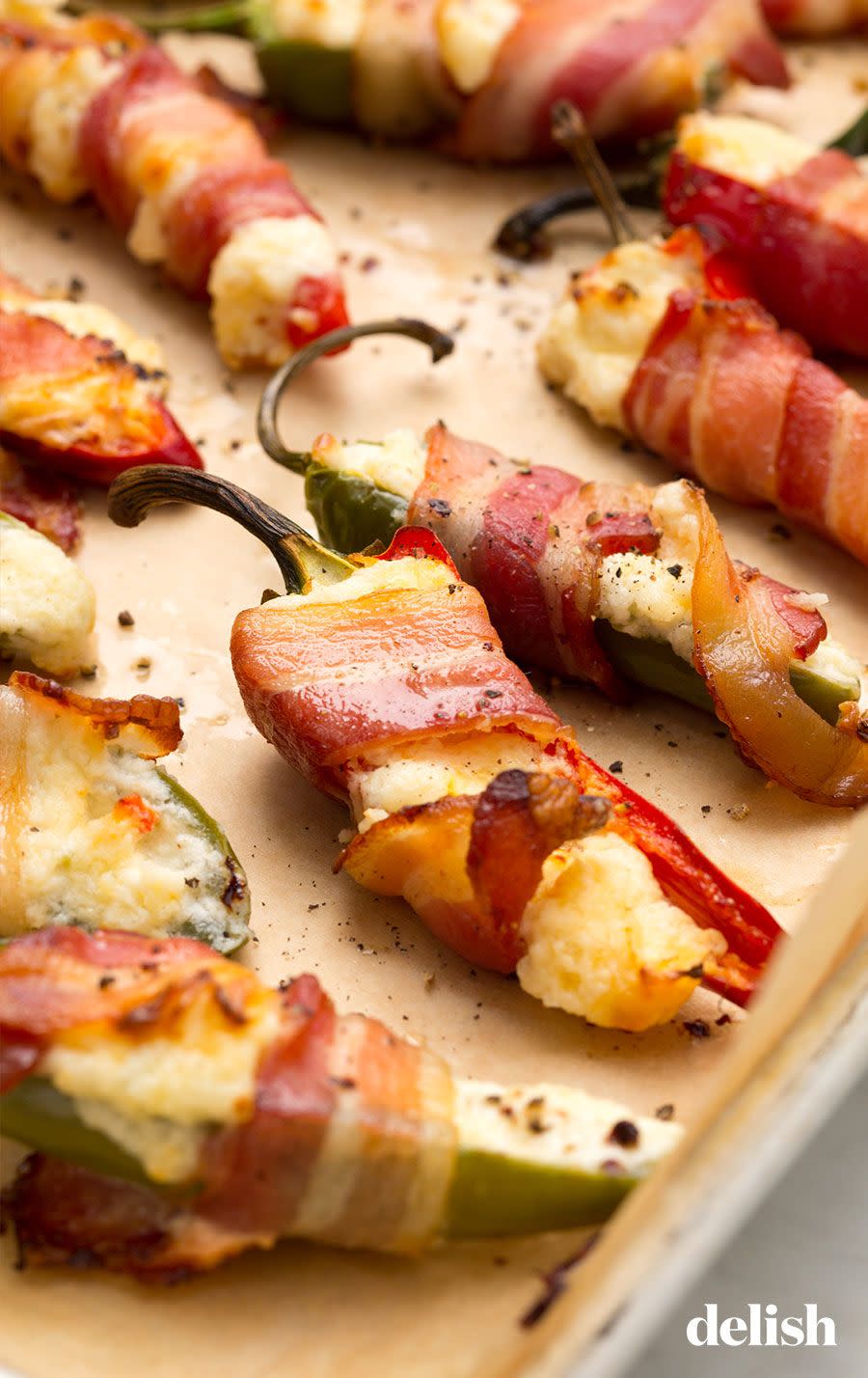 Air Fryer Bacon-Wrapped Jalapeño Poppers