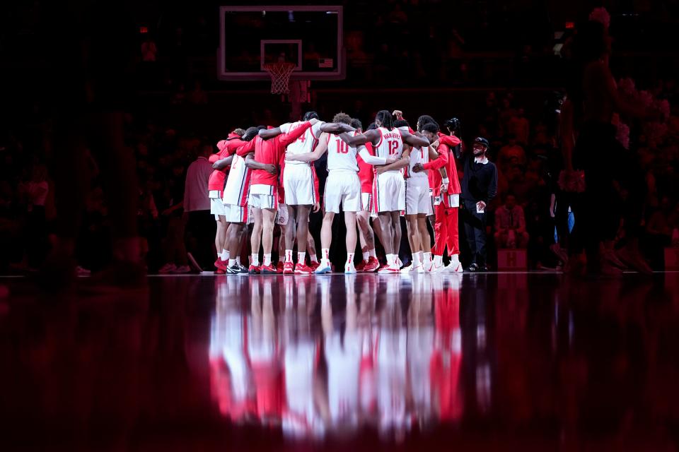 The Ohio State Buckeyes huddle prior to their November game against the Oakland Golden Grizzlies at Value City Arena.