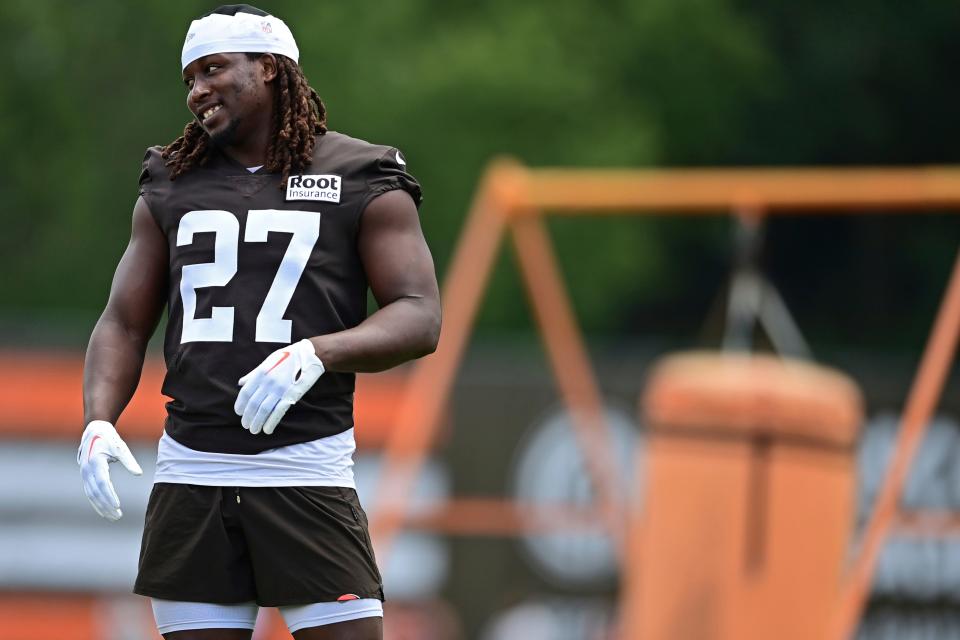 Cleveland Browns running back Kareem Hunt smiles during an NFL football practice in Berea, Ohio, Sunday, Aug. 7, 2022. (AP Photo/David Dermer)