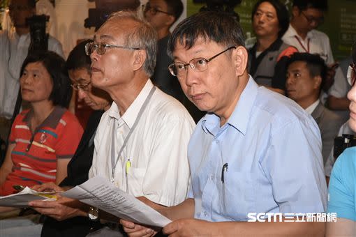 Re: [討論] 柯文哲：民進黨政府到國外變龜孫子