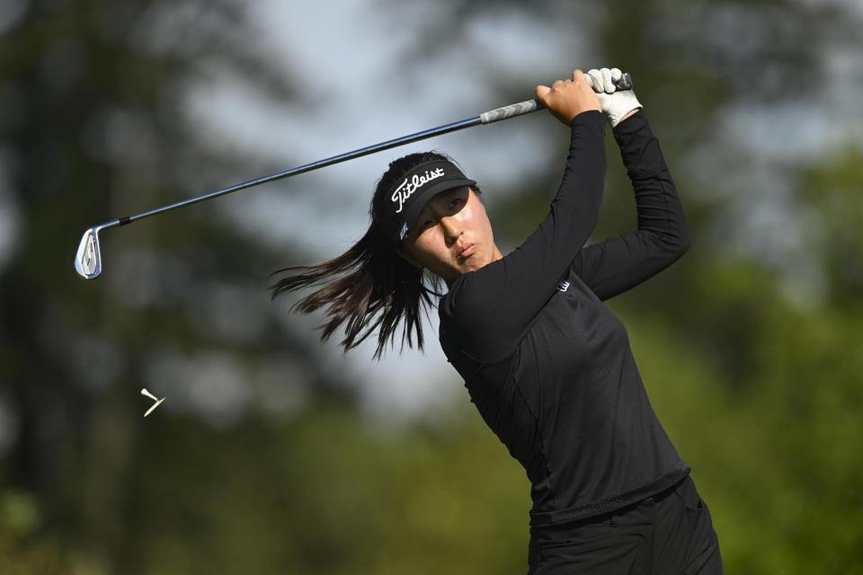 Sara Im plays her tee shot on the 12th hole during the quarterfinals of the 2023 U.S. Women’s Amateur Four-Ball at The Home Course in DuPont, Wash. on Tuesday, May 16, 2023. (Kathryn Riley/USGA)