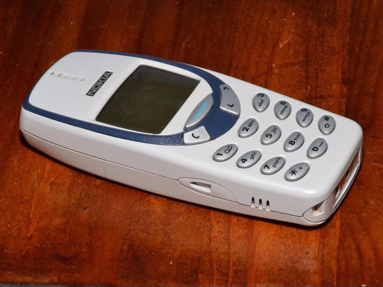 nokia 3310 phone dumbphone