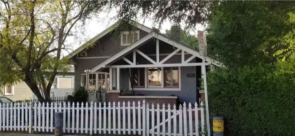 207 S. Primrose Ave., Monrovia, 91016.jpg