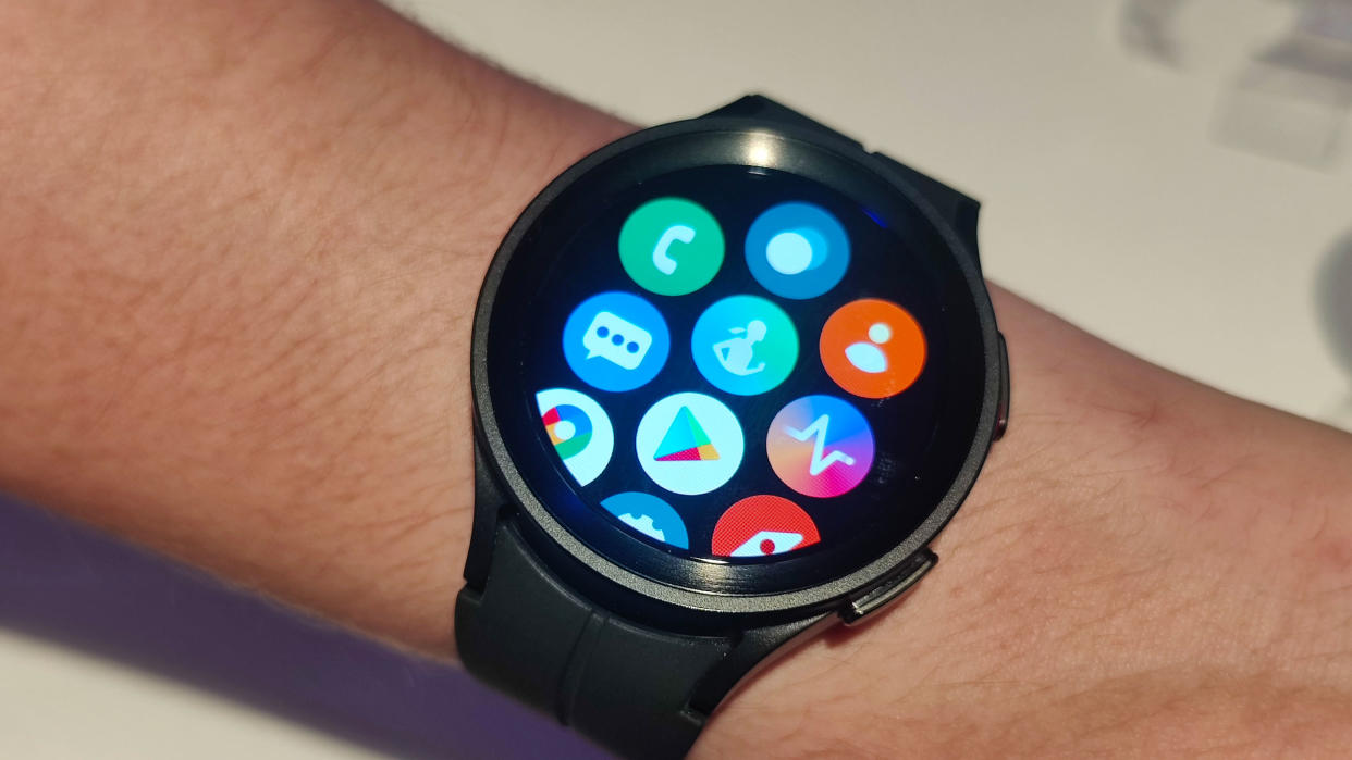  Samsung Galaxy Watch 5 Pro 