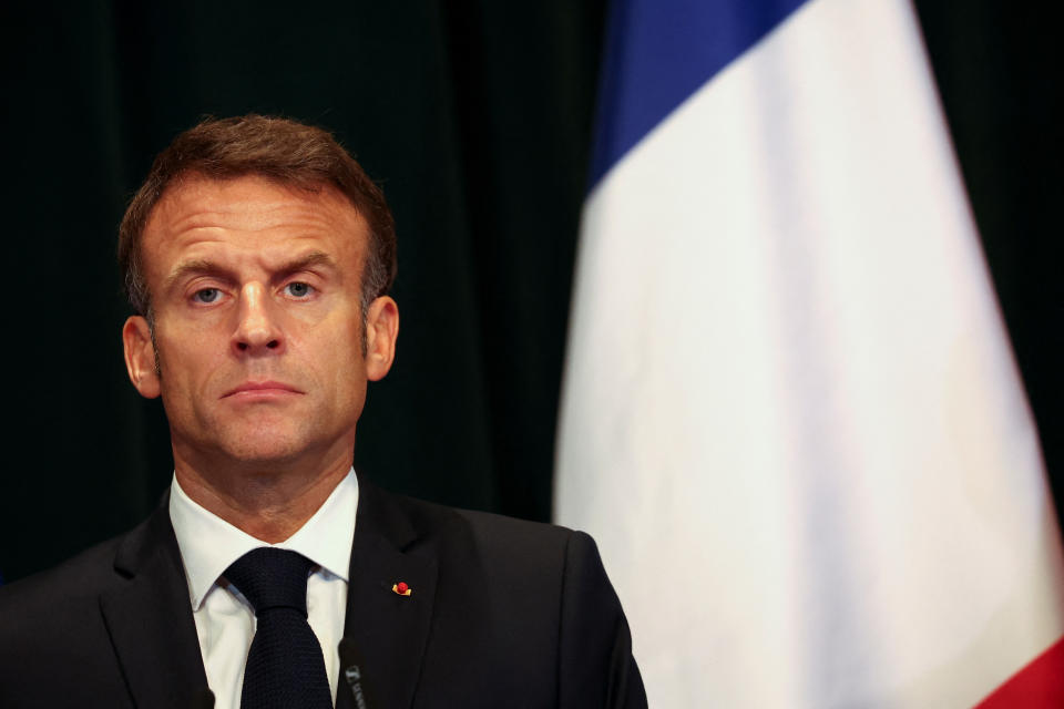Auch Emmanuel Macron wird vielleicht in den Nahen Osten reisen. (Bild: REUTERS/Florion Goga)