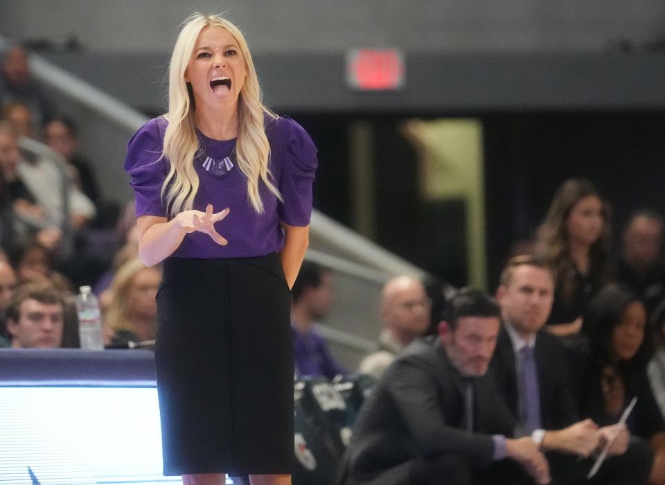 GCU Lopes head coach Molly Miller yells out to her team as they take on the ASU Sun Devils at GCU Arena in Phoenix on Nov. 30, 2022.