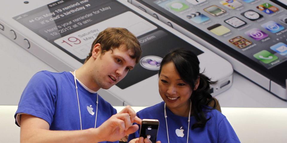 happy employees at apple