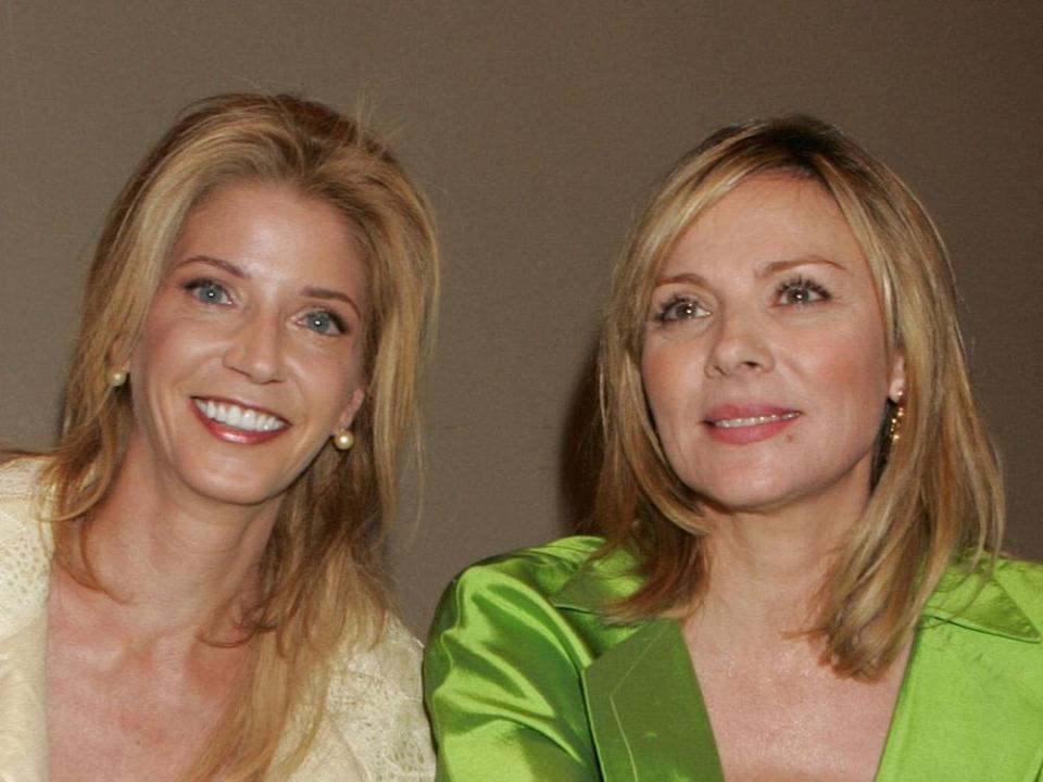 Candace Bushnell (l.) mit "Sex and the City"-Star Kim Cattrall. (Bild: imago/ZUMA Press)