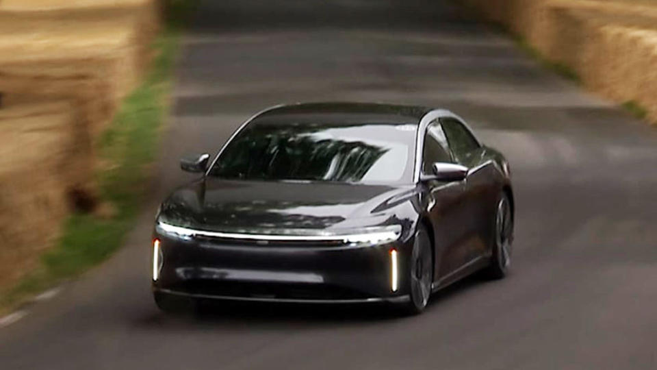 Lucid Air Grand Touring Performance衝上Goodwood爬山賽，成為盛會中最快量產車款。(圖片來源/ Lucid)