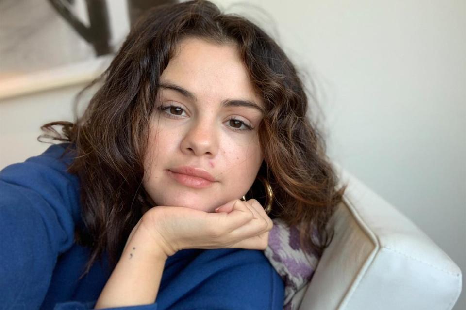 https://www.instagram.com/p/CoIvuETLn84/?igshid=YWJhMjlhZTc%3D Selena Gomez Verified 4h