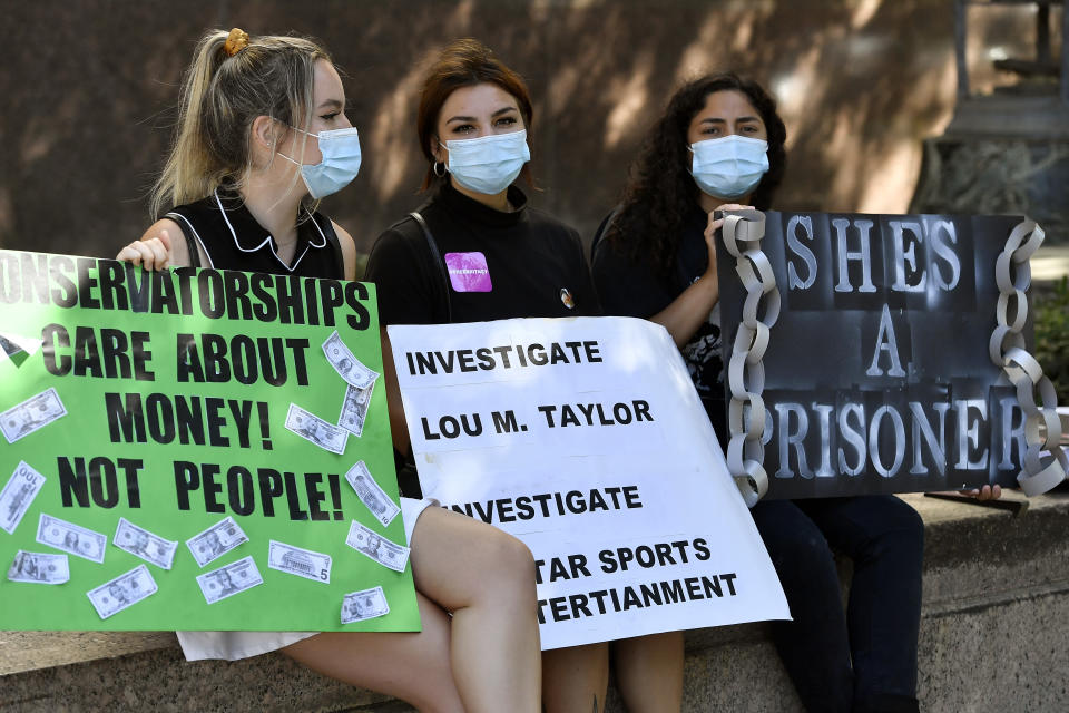 Supporters of Britney Spears gather outside a courthouse in downtown for a #FreeBritney protest as a hearing regarding Spears' conservatorship is in session on July 22, 2020, in Los Angeles, California. (Photo: Frazer Harrison via Getty Images)