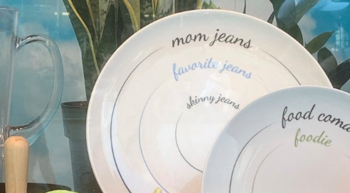 People are calling out Macy's for "fat shaming" plates promoting unrealistic portion control (Credit: Twitter)