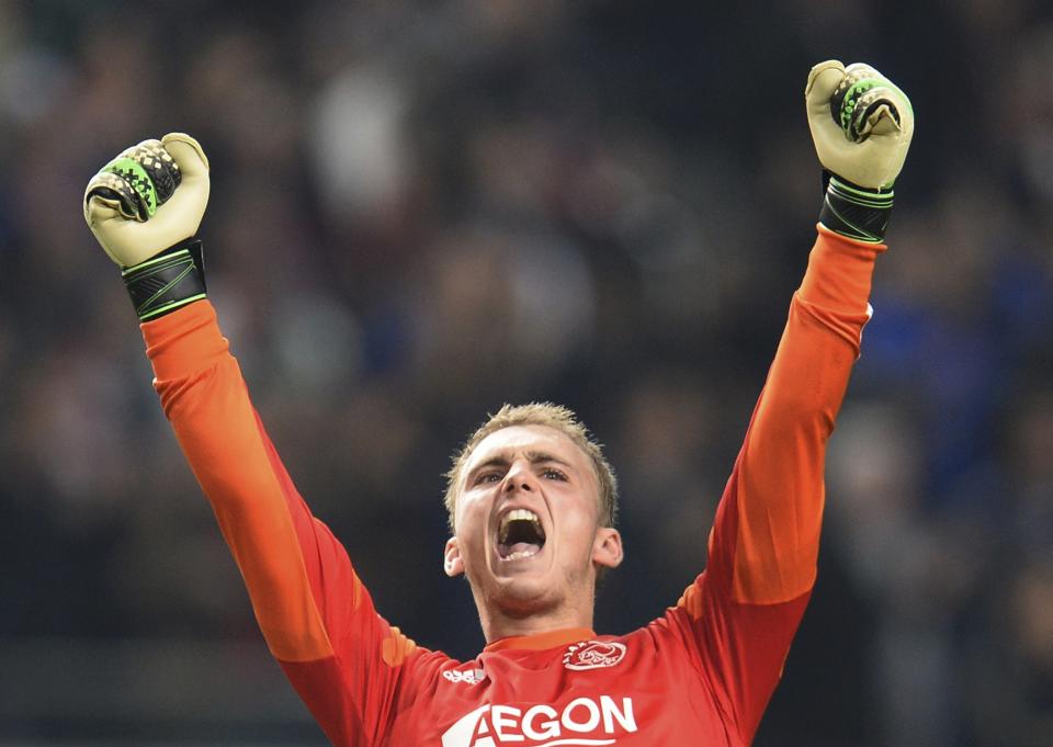 Ajax Amsterdam's goalkeeper Jasper Cillessen reacts after a Champions League soccer match against Celtic at Amsterdam Arena November 6, 2013. REUTERS/Toussaint Kluiters (NETHERLANDS - Tags: SPORT SOCCER)