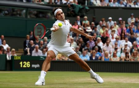 Britain Tennis - Wimbledon - All England Lawn Tennis & Croquet Club, Wimbledon, England - 4/7/16 Switzerland's Roger Federer in action against USA's Steve Johnson REUTERS/Andrew Couldridge