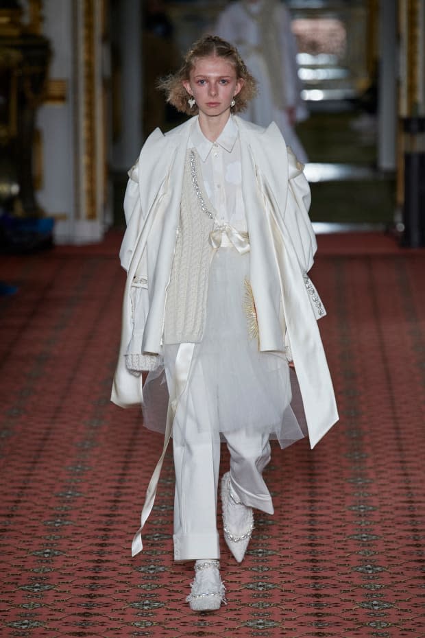 <p>A look from the Simone Rocha Fall 2020 collection. </p>