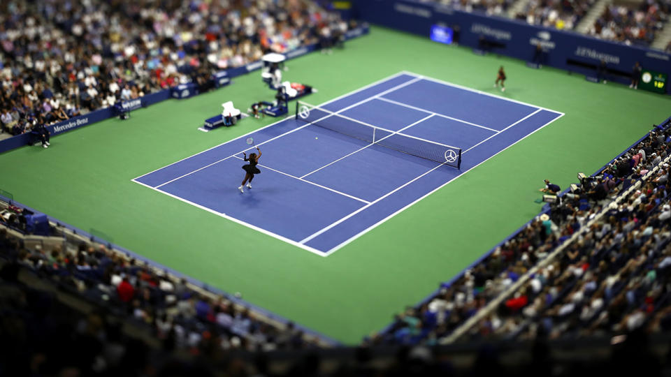 Serena Williams and Naomi Osaka in action during the 2018 US Open final. (Photo by Al Bello/Getty Images)